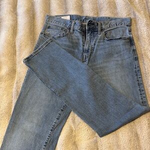 GAP men’s size 31/32 Straight jeans like new
